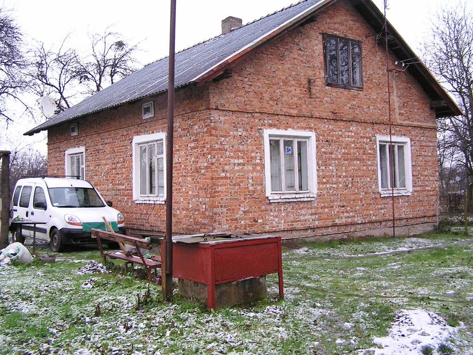 Продаж будинку с. Черневе із великою ділянкою, 9км до кордону Польщі