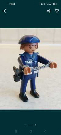 Nowa figurka Playmobil - policjant z kajdankami