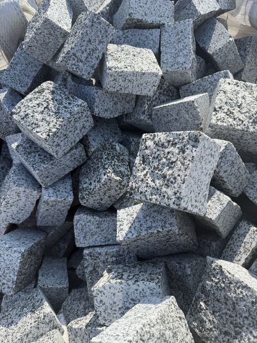 Брусчатка 10х10х5, Бруківка габбро колотая, улучшенная