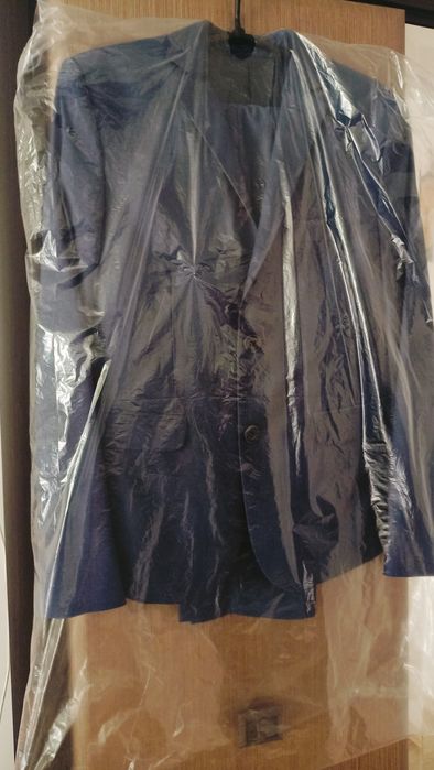 Стильный костюм на выпускной для очень стройного