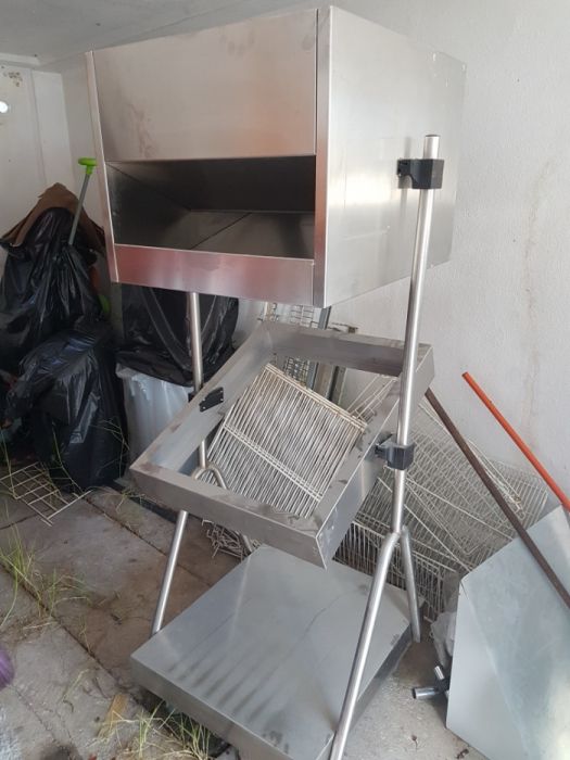 Móvel para pão em inox