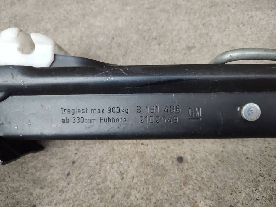 Домкрат Opel zafira a Опель зафіра а