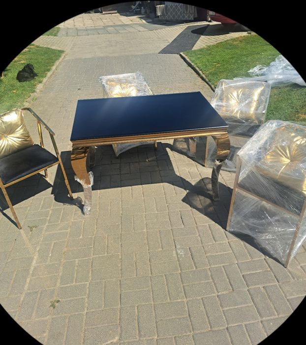 Stół Glamour+ Krzesła