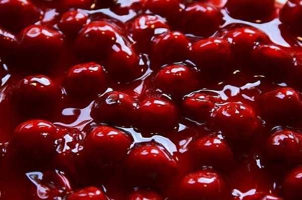 Фруктовый наполнитель начинка с кусочками фруктов Вишня для выпечки