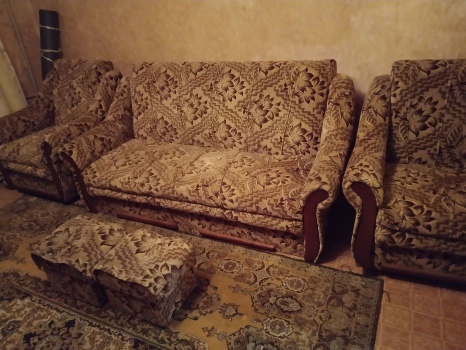 Диван раскладной с расклодными креслами