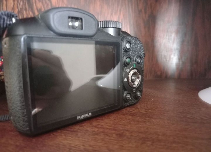 Fujifilm Finepix S 1800