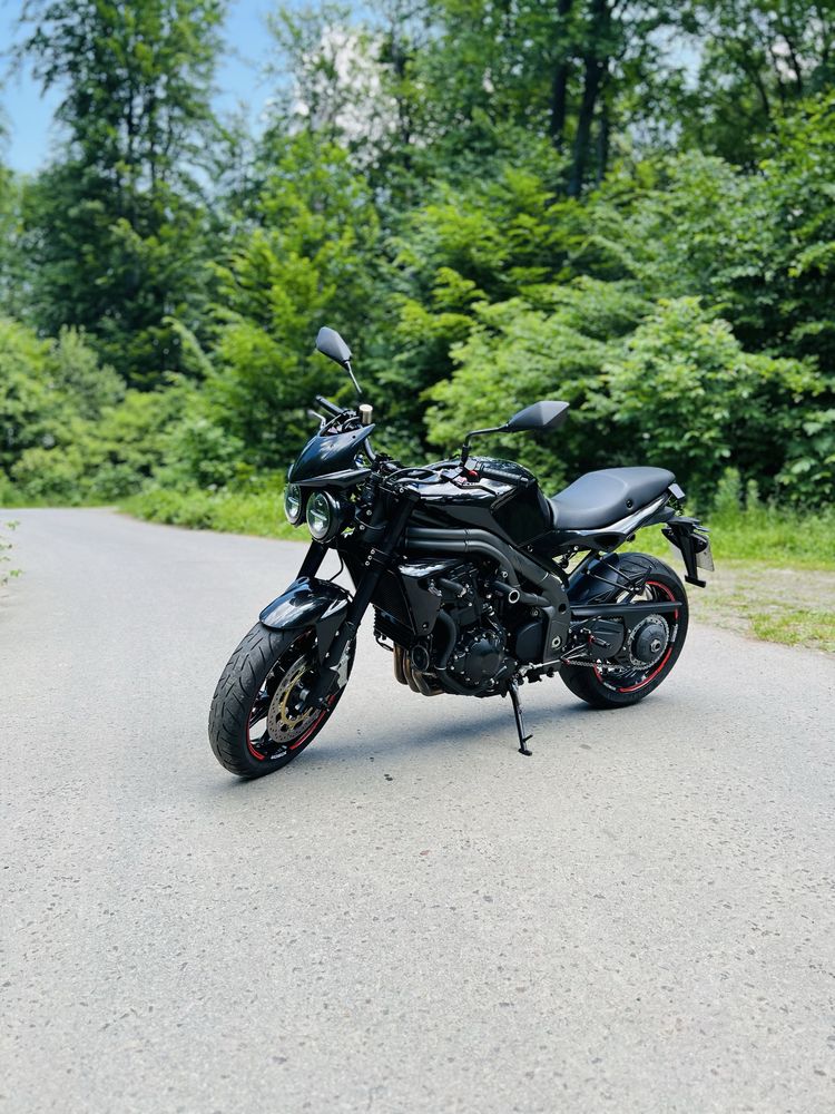 Triumph Speed Triple 1050