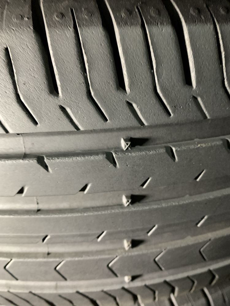 шини б/у літо  225/65 R17 Continental ContiPremiumContact 5 SUV