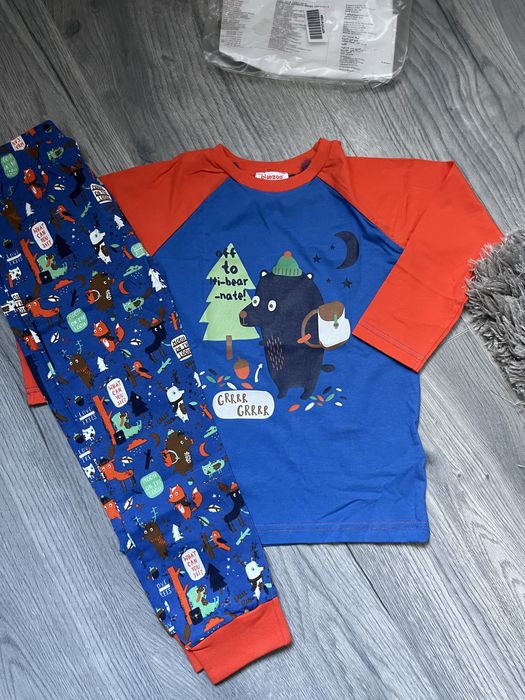 Дитяча піжама Bluezzo, на 4-5 років (104-110 см). НОВА.