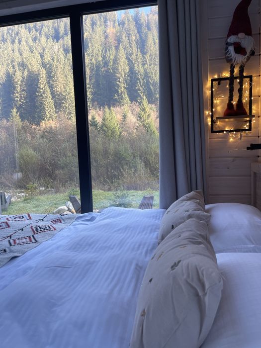 Оренда будинку з чаном в Карпатах | Оренда будинку біля річки