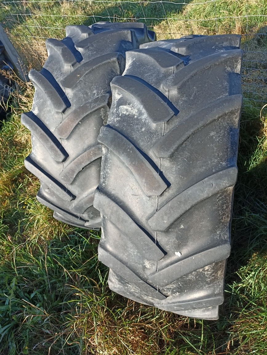 Para opony Continental HC70 380/70 R - 24 (13.6) nowego typu zachodnie