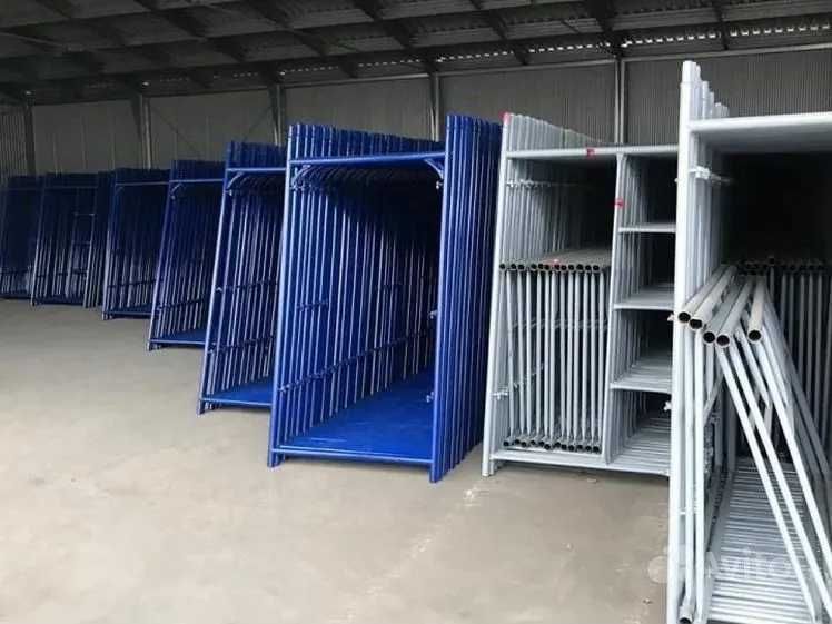 Риштовка. Ліса. Вишки тури. Риштування будівельне. Леса строительные.