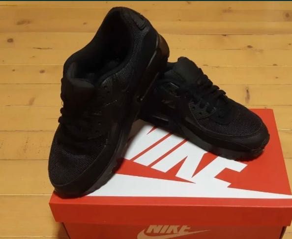 Кроссовки Nike Air Max р38