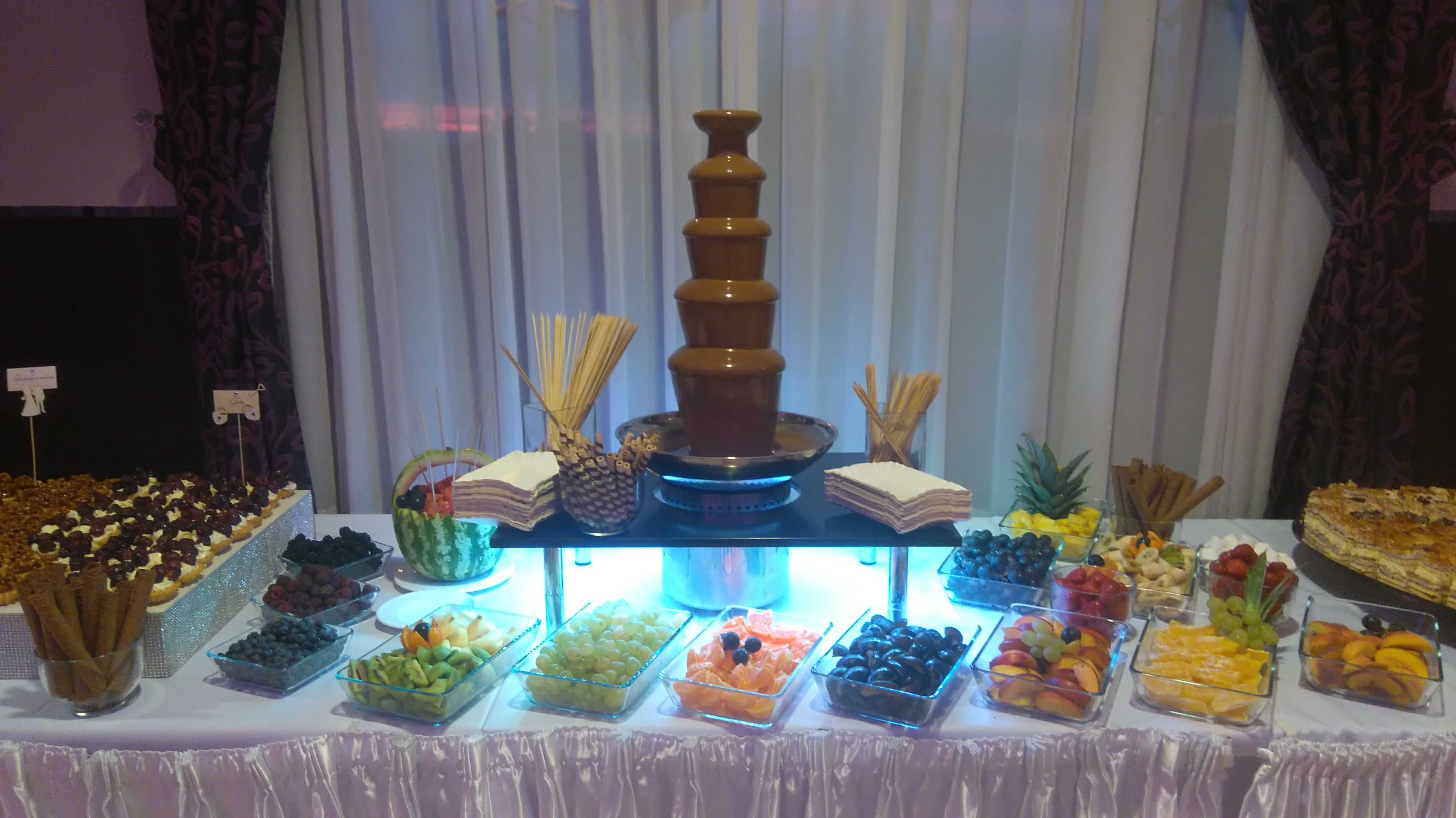 fontanna czekolady czekoladowa wynajem na bal wesele komunie imprezę