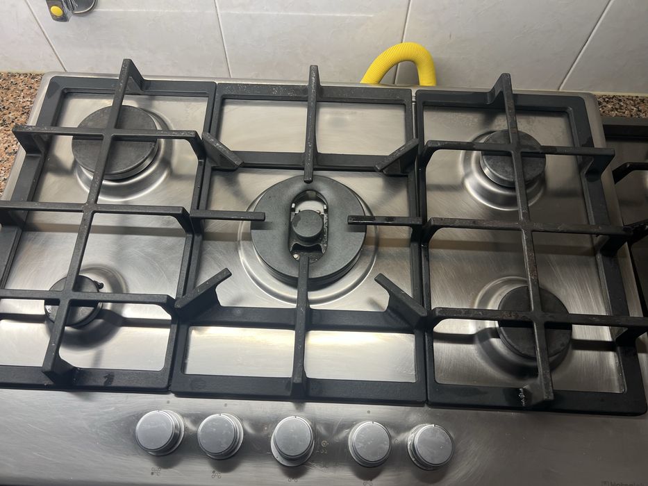 Placa a Gás Hotpoint Ariston de 5 Bicos