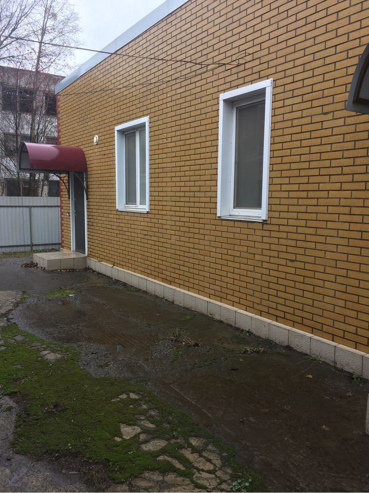 Сдам в оренду офісне приміщення 130 кв м . Можна під склад
