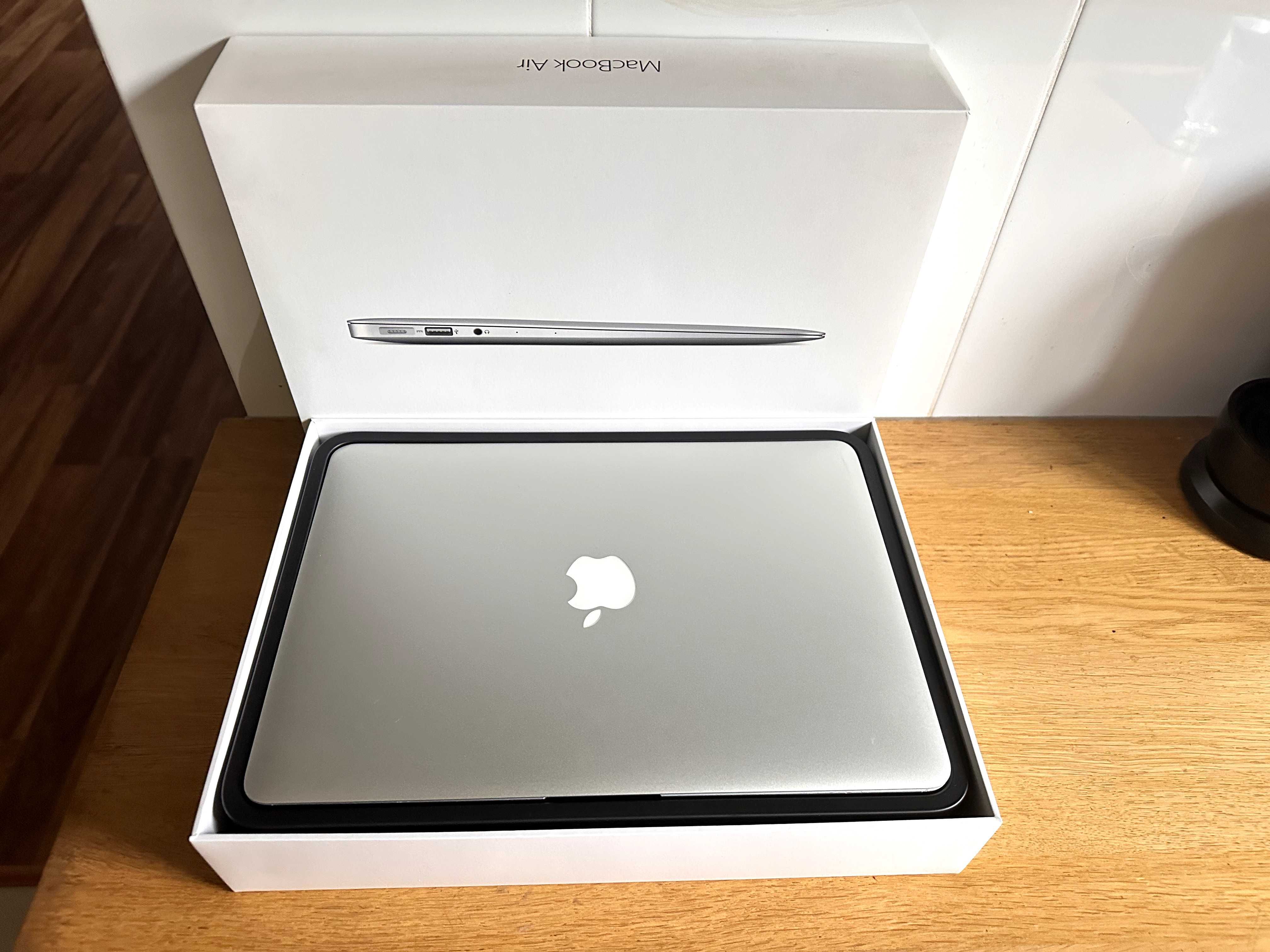 MacBook Air 13 8/128GB 2017r.