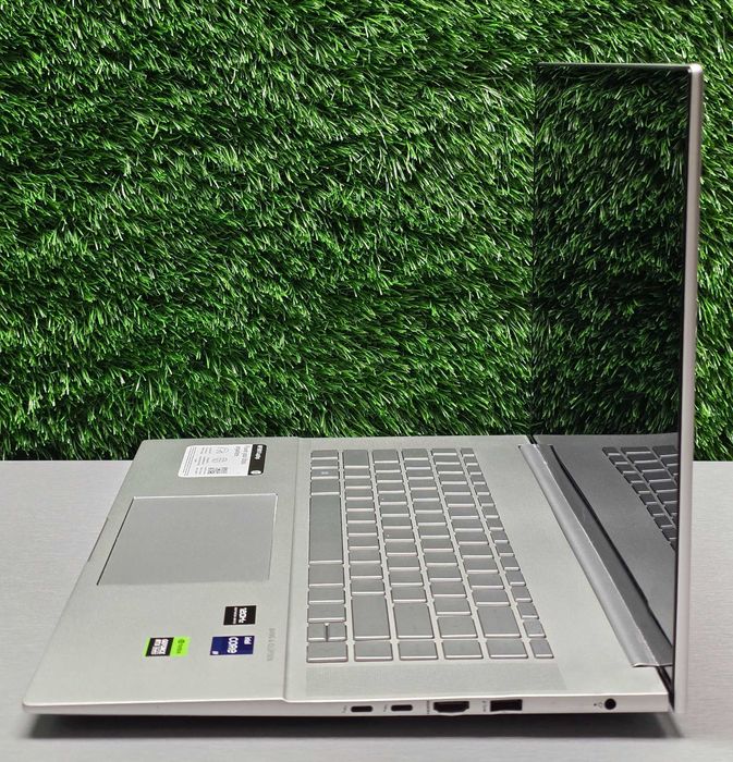 HP Envy 16"/ RTX 4060- 8GB / i9-13900H/RAM 16GB/SSD 1TB /  2.5K. МОЩЬ!
