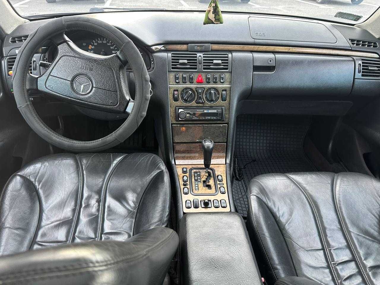 Mercedes w210 e290