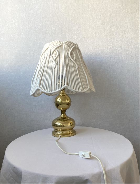 Stara lampa mosiężna