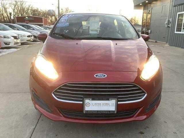 2017 Ford Fiesta SE Сів і поїхав