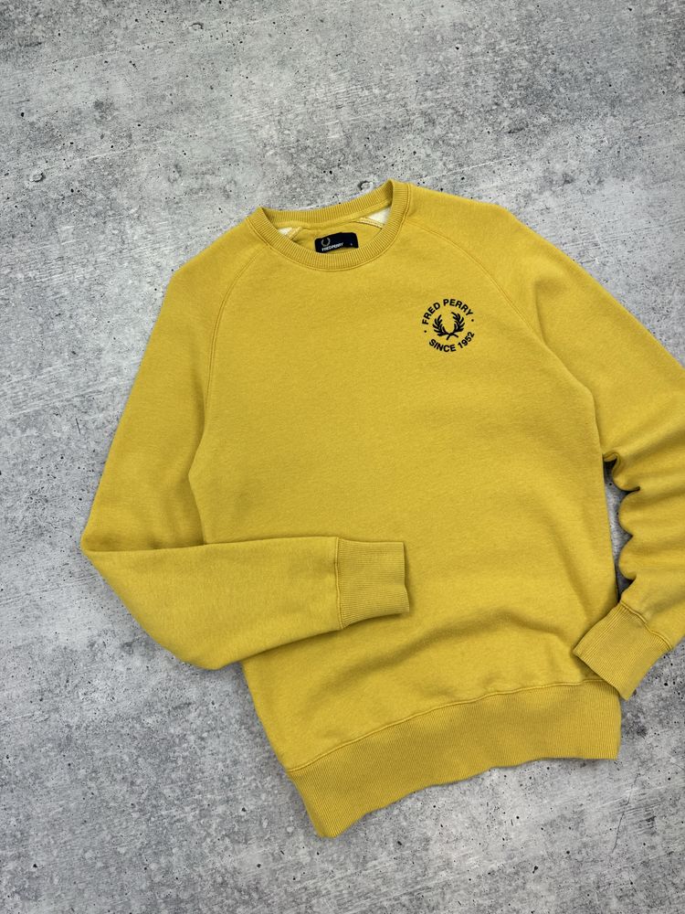 Повседневный кэжуал свитшот кофта с логотипом Fred Perry S размер