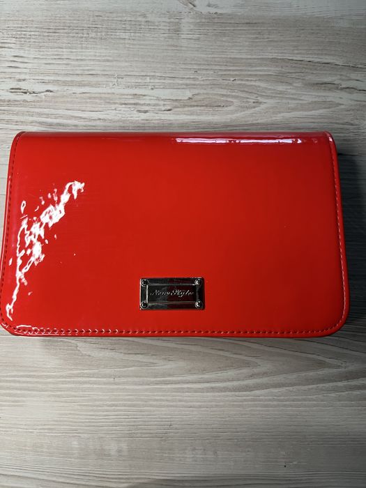 Червона сумка-клатч нова