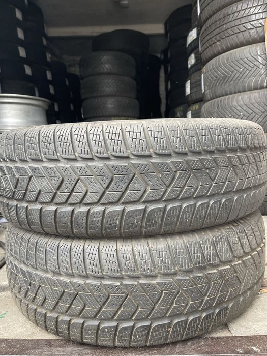Шины 215/65 R17 Pirelli б/у пара зима 5,5мм U6