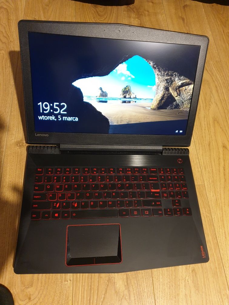 Laptop Lenovo Legion y520-15ikbn