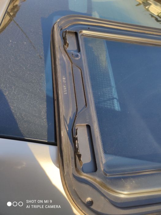 Стекло люка Mazda CX-5 2017 - 2025