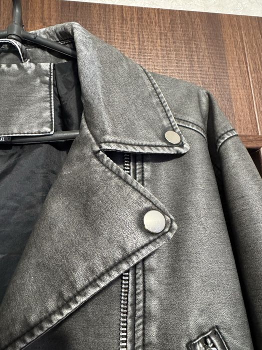 Жіноча укорочена косуха