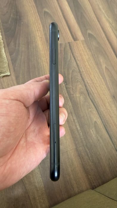 iPhone XR 64GB Dual SIM