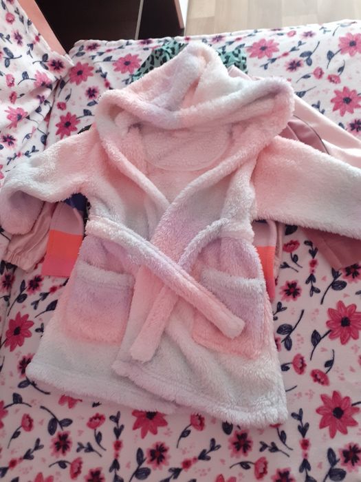 Okazja.Tanio zestaw ubran 110-116 dziewczynka