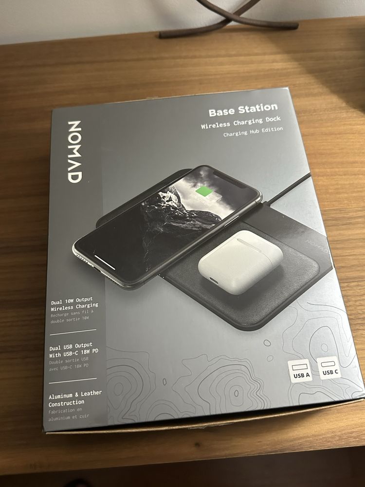 Nomad Base one station Nomad, wireless charging