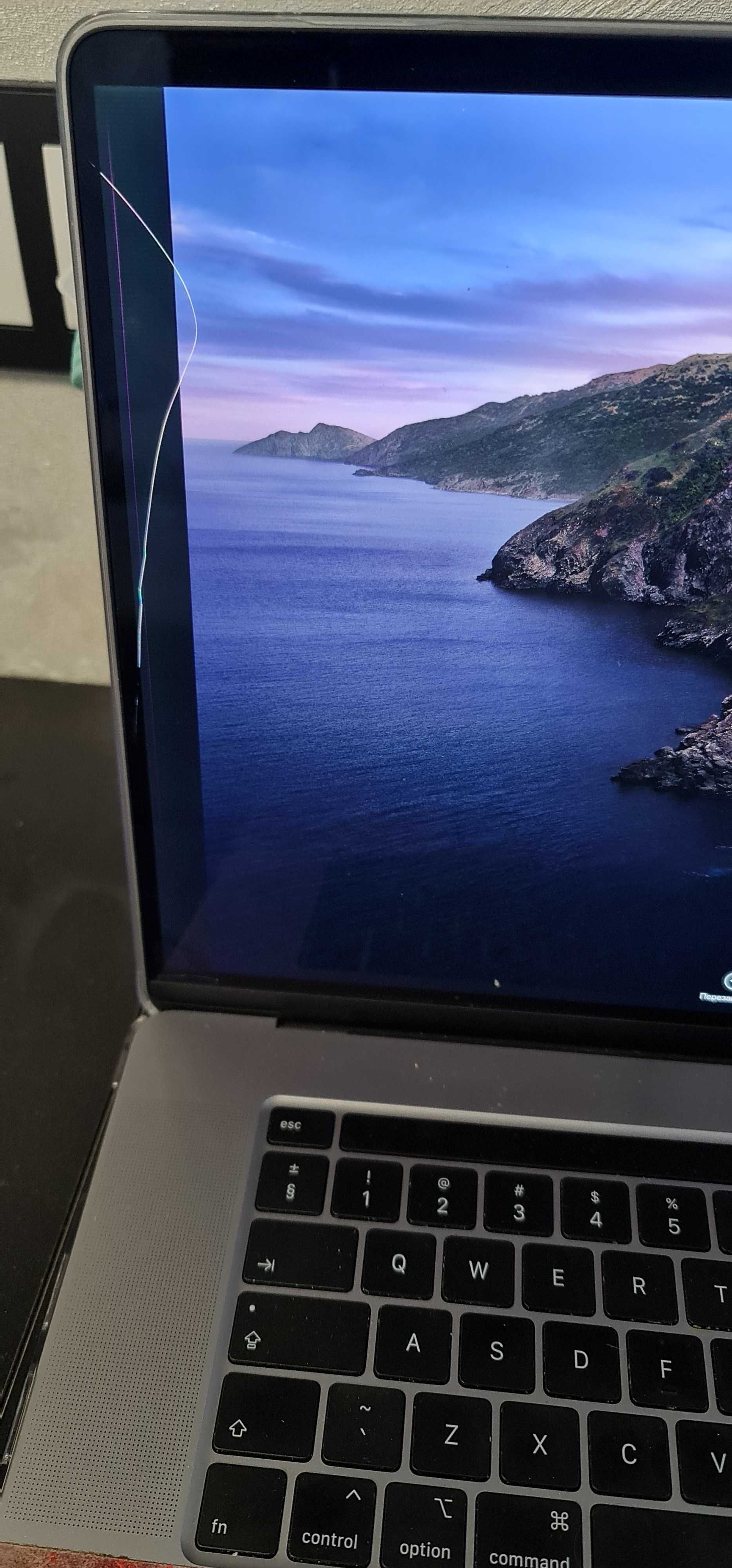 Apple MacBook Pro 16  16/1TB  2019  3 чохла в подар