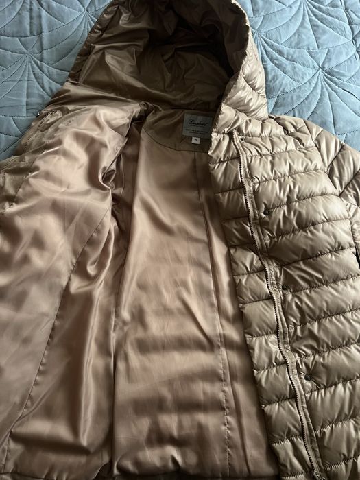 Жіноча куртка зимова