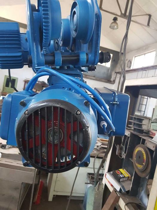 Тельфер Болгарія в.п. 1 тн. висота п. 36 метрів