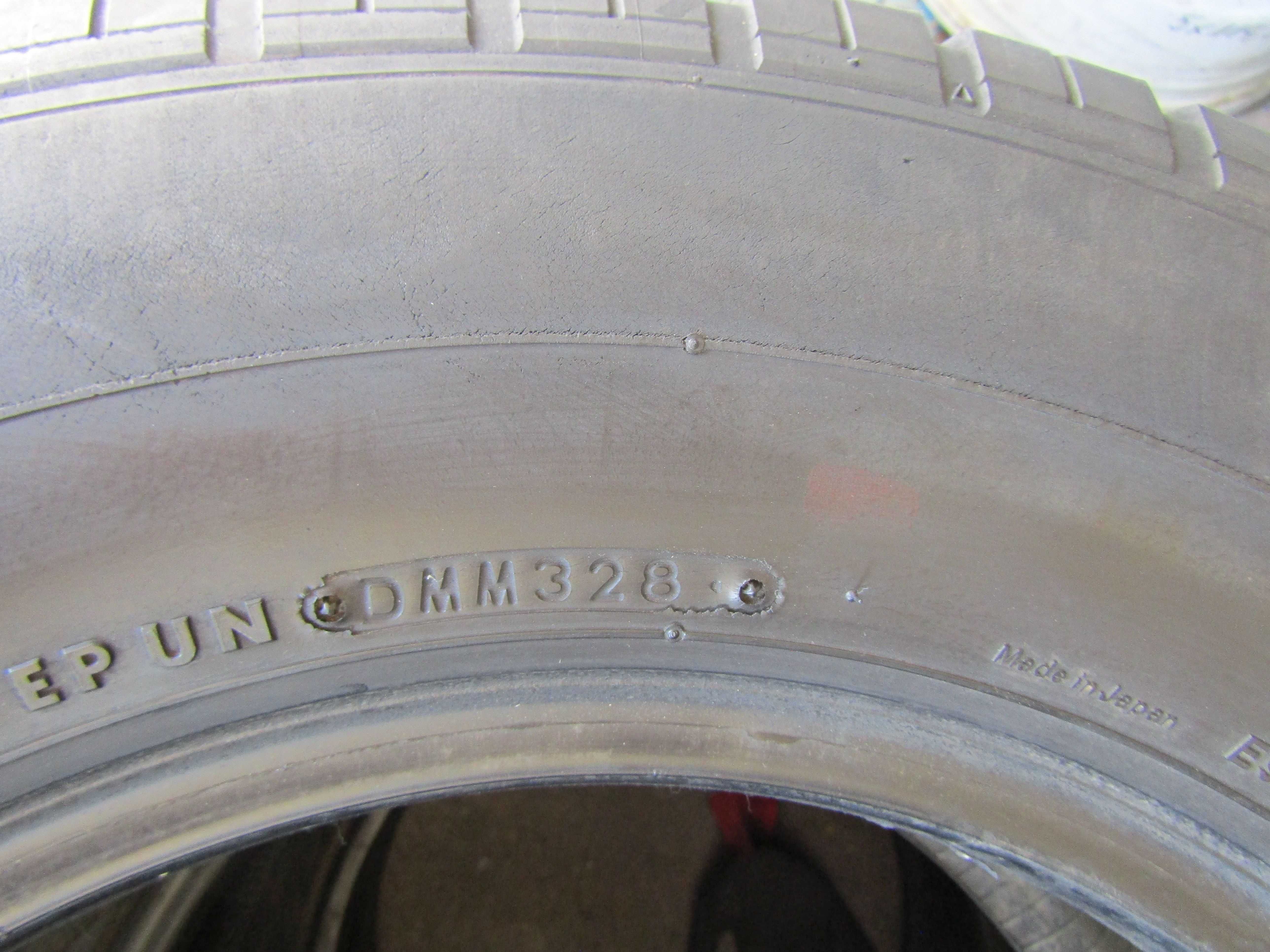 225/70R15C Bridgestone R623 7.5mm 112/110R