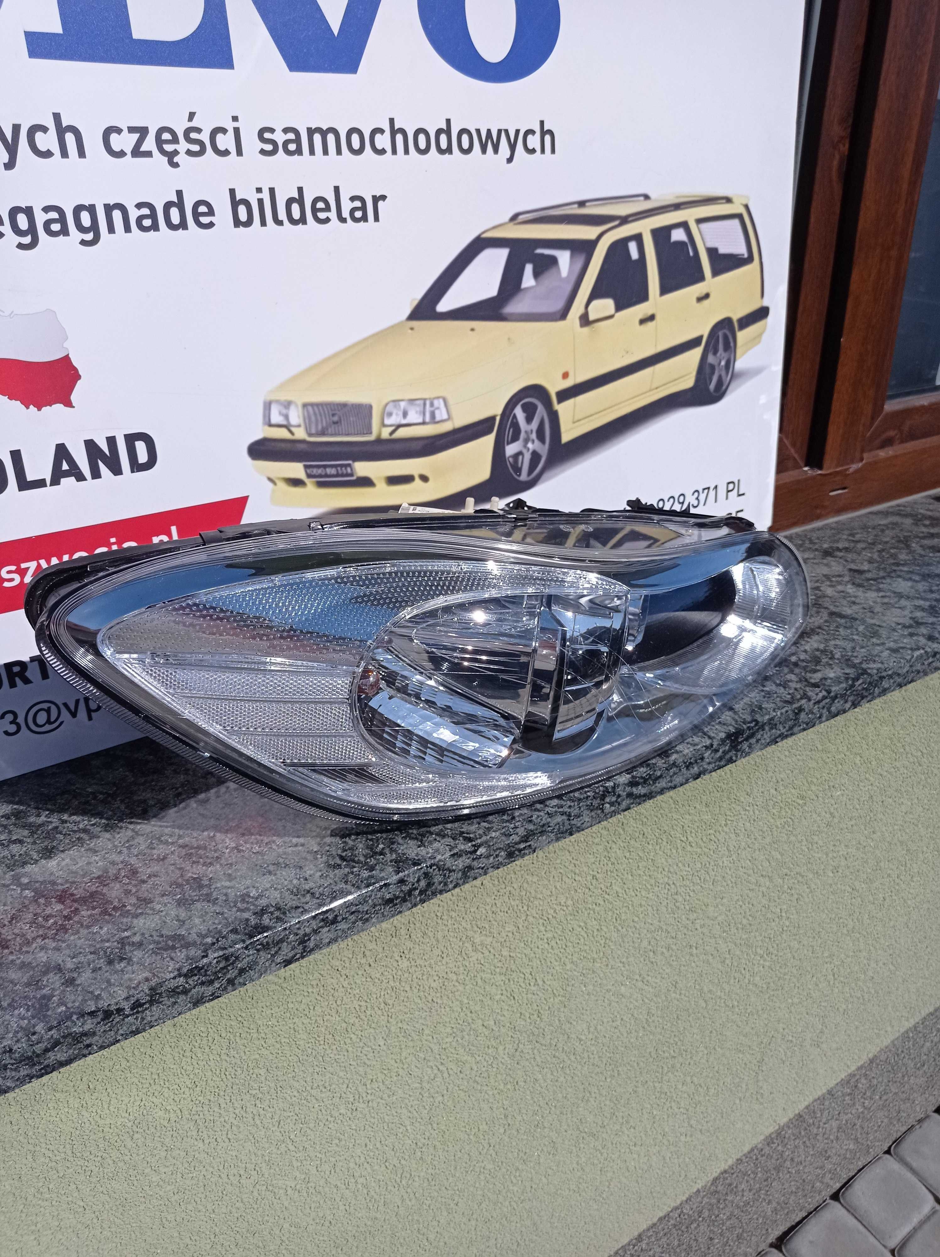 lampa przednia prawa volvo C30 2010 -12  SKRĘTNA BIXENON