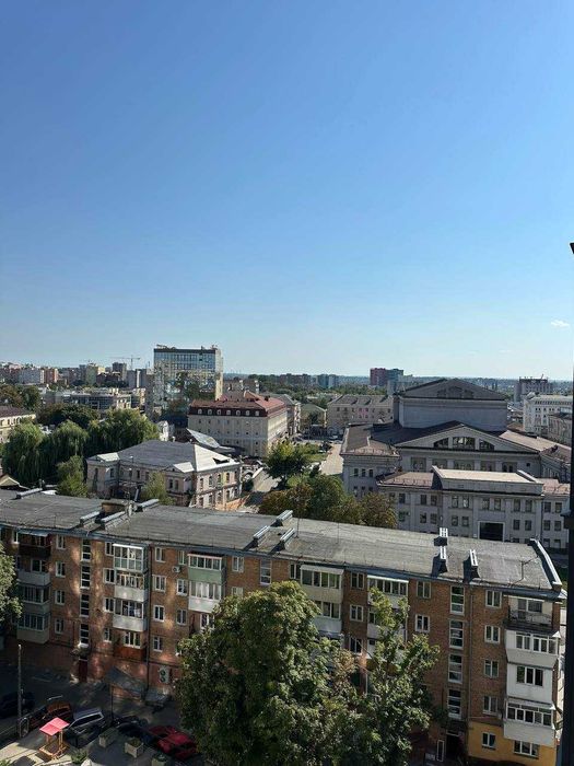 Продаж 2-кімнатної квартири в ЖК "Театральний"