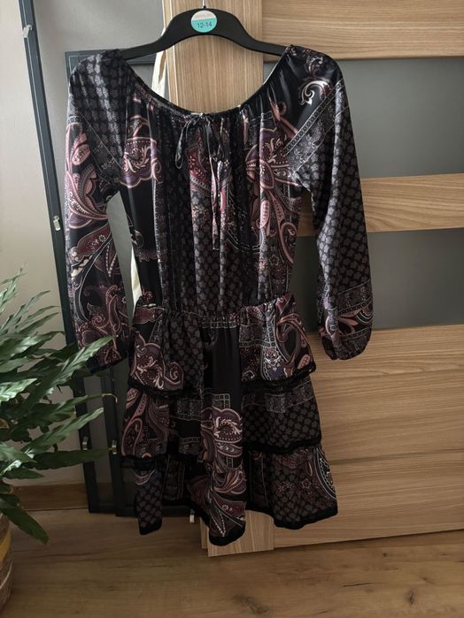 Sukienka rozmiar 38/M