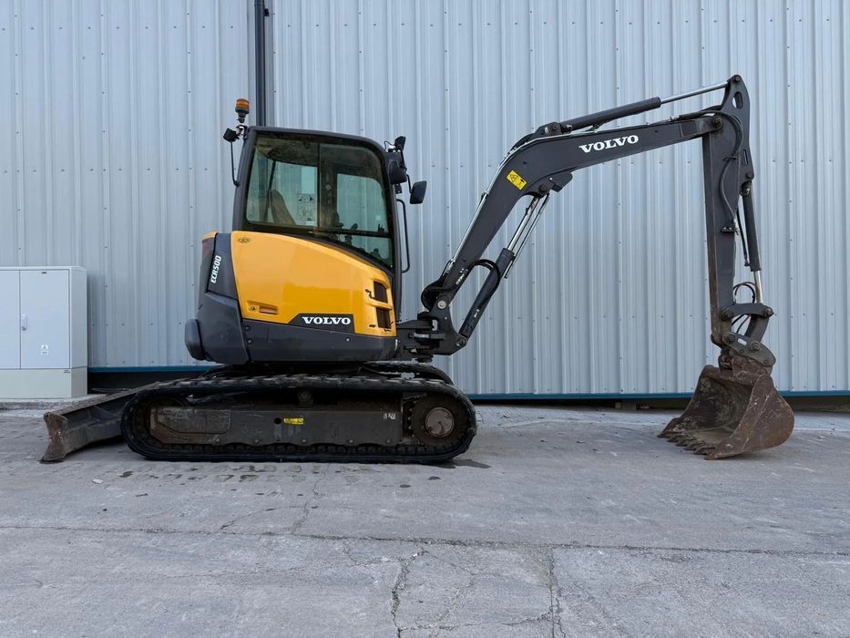 Volvo ECR50  netto 127000