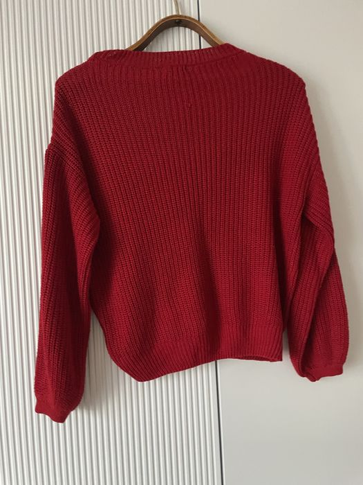 Светр червоний oversize M-L, стан ідеальний