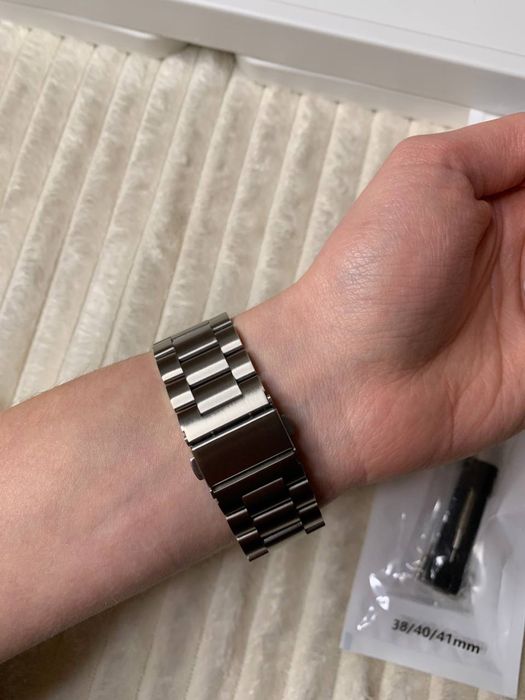 Ремінці на Apple Watch 38, 40, 41 mm