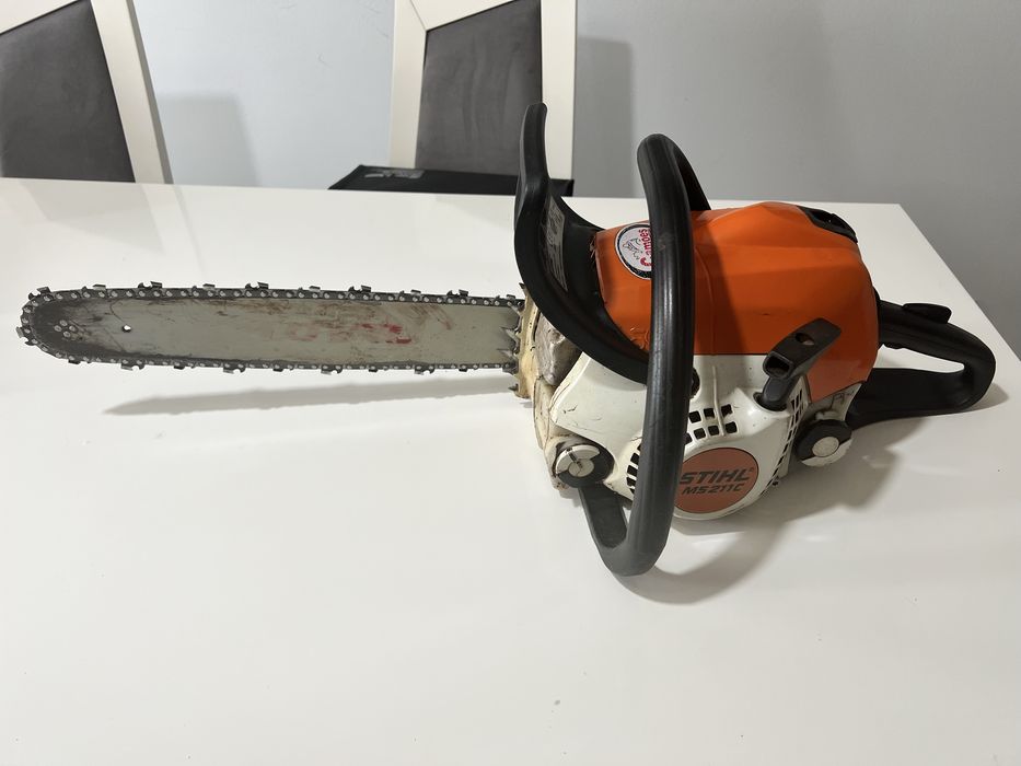 Motoserra Stihl MS 211/C