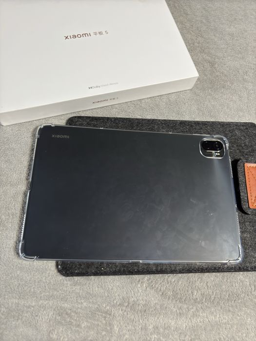 планшет Xiaomi Pad 5 6/128 (2023 р) (96,5% акб)
