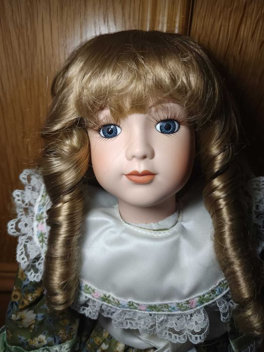 Boneca de Porcelana – Encanto Campestre