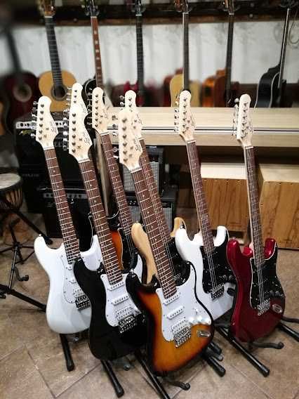 gitara elektryczna + wznacniacz 15W zestaw Ever Play stratocaster ST-2