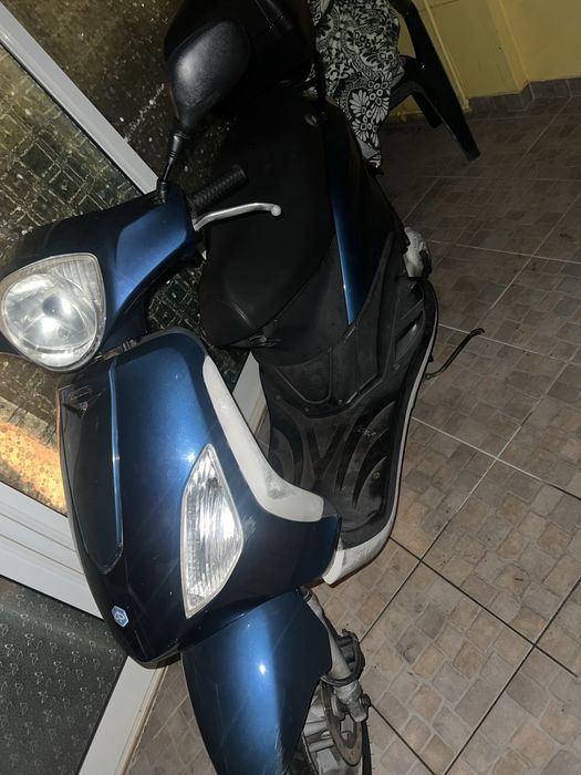 Mota piaggio fly 50cc 4T