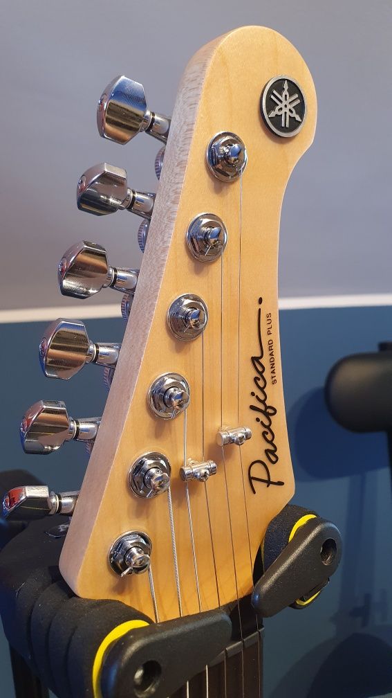 Yamaha Pacyfica Standard Plus SPB RF